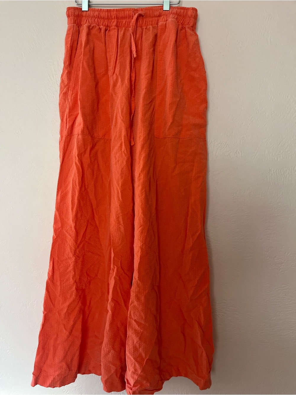 Back Beat Co Tencel Seersucker Easy Pants in Coral size small